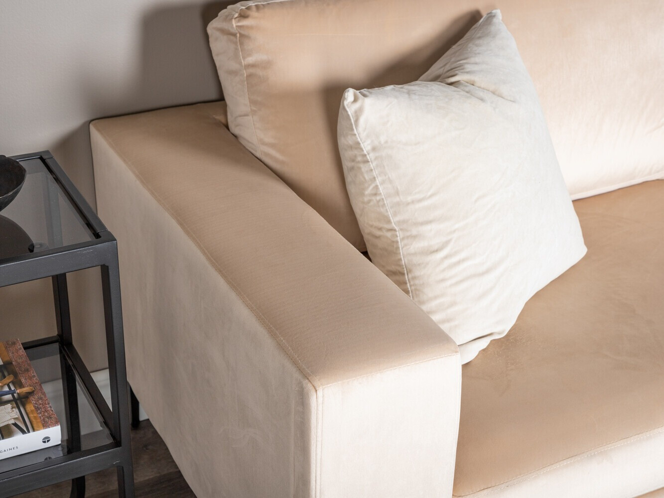 Sófi Dallas 2910 (Beige + Svartur)
