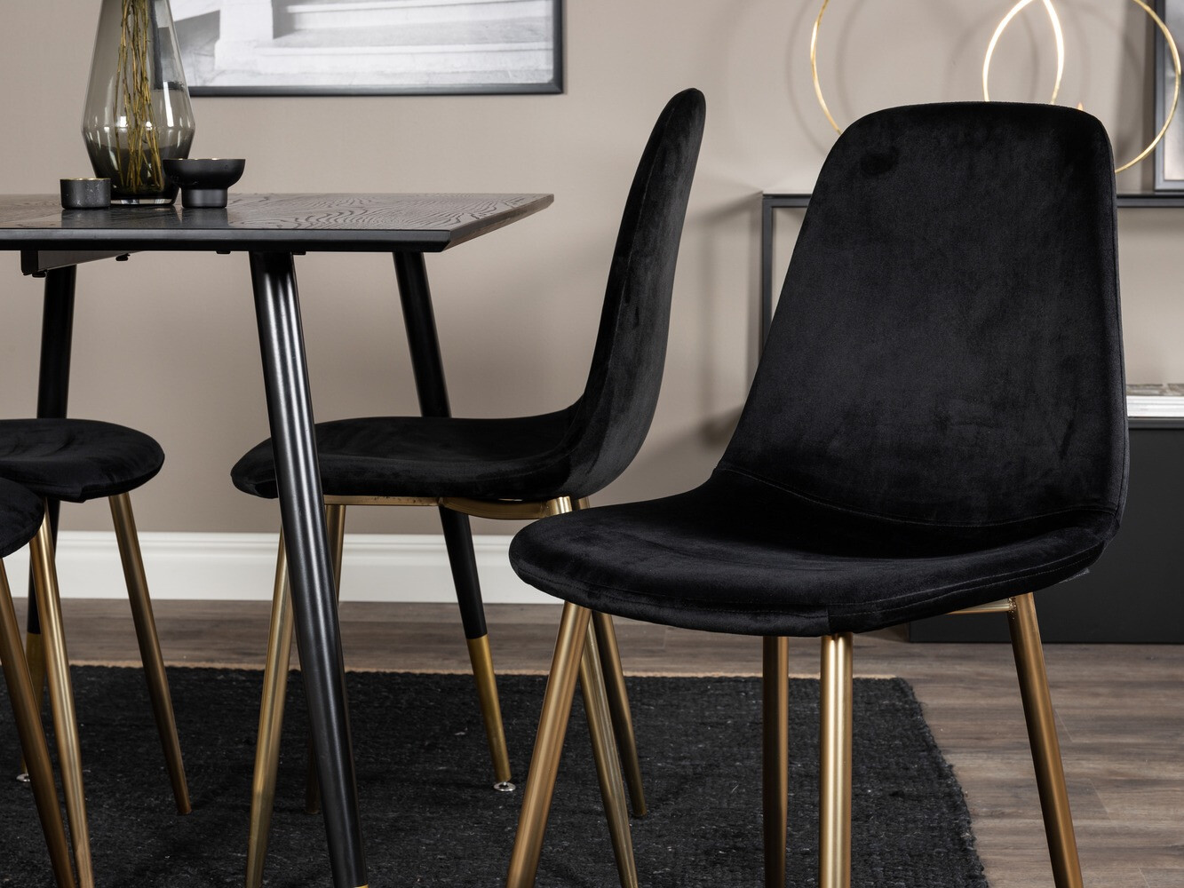 Borðstofusett Dallas 1693 (Svartur)