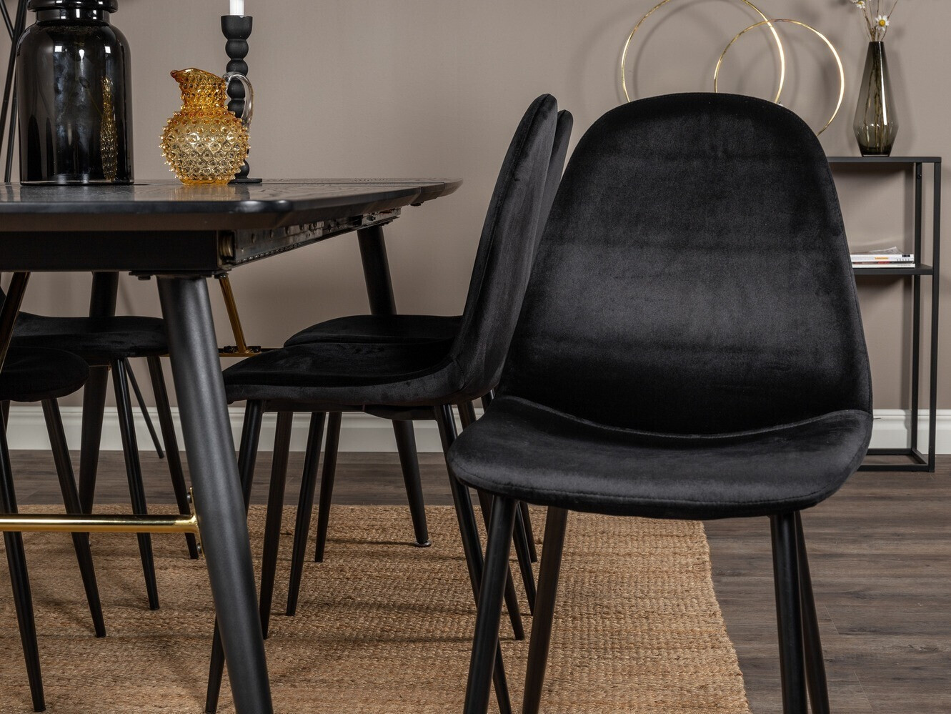 Borðstofusett Dallas 1580