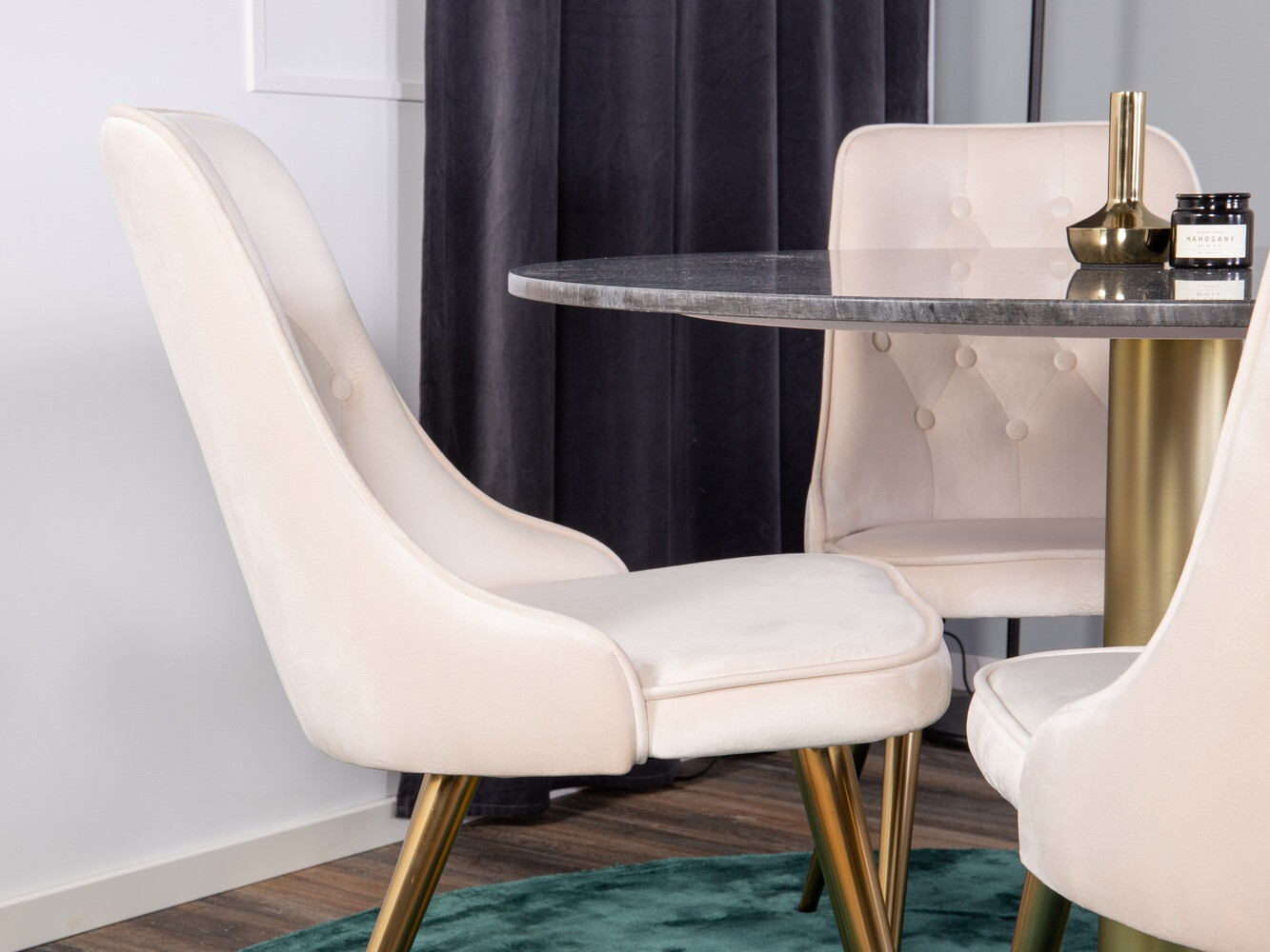 Borðstofusett Dallas 370 (Beige + Messing)