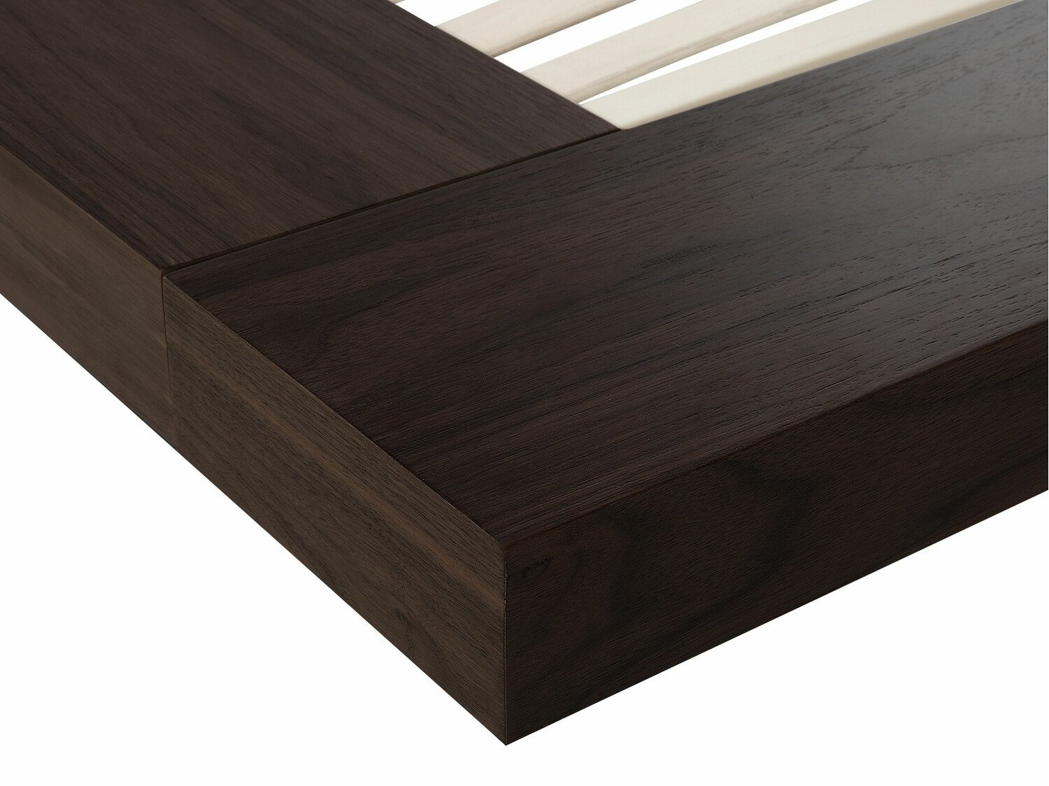 Rúm Berwyn 541 (Dökkur viður) Með náttborðum