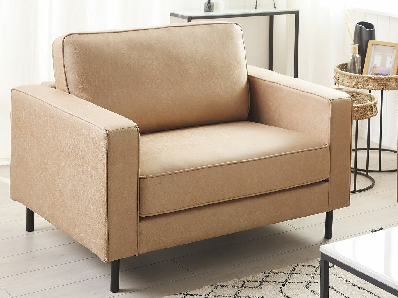 Hægindastóll Berwyn 766 (Beige)