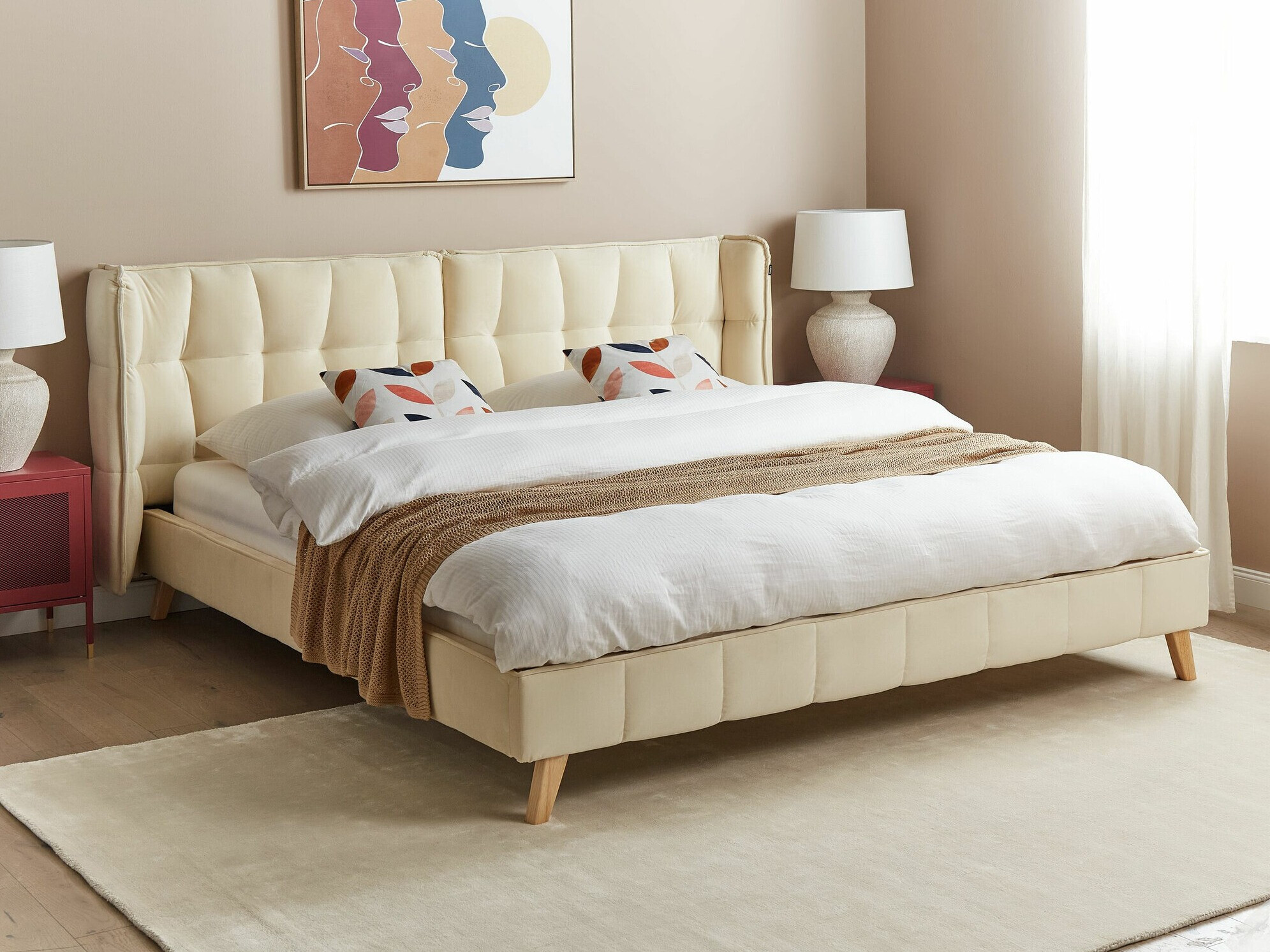 Rúm Berwyn 786 (Beige)