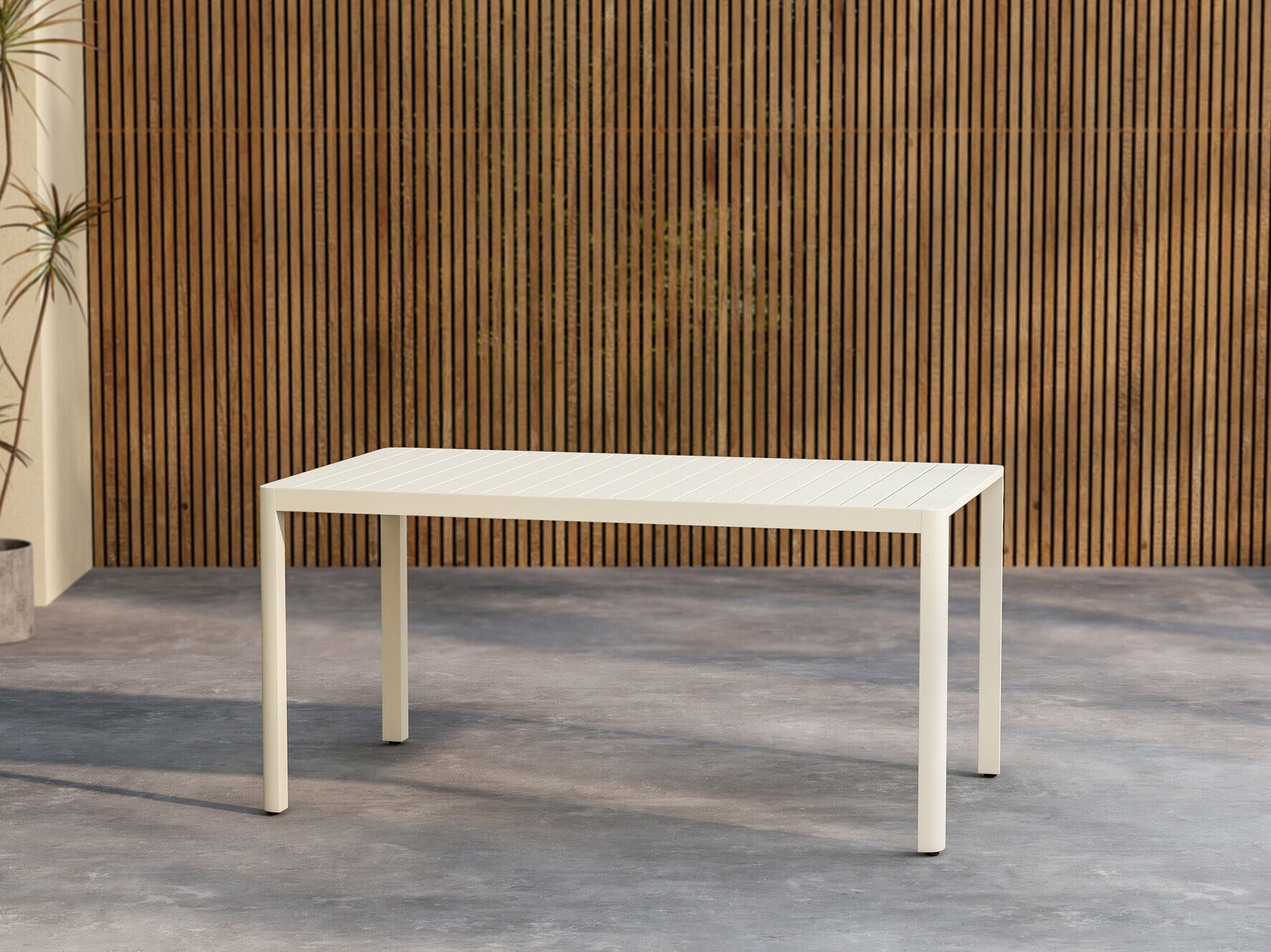 Útiborð Dallas 4715 (Beige)