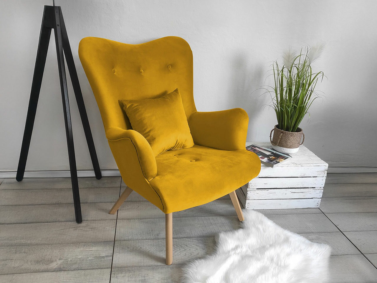 Hægindastóll Clovis 102 (Magic Velvet 2234)