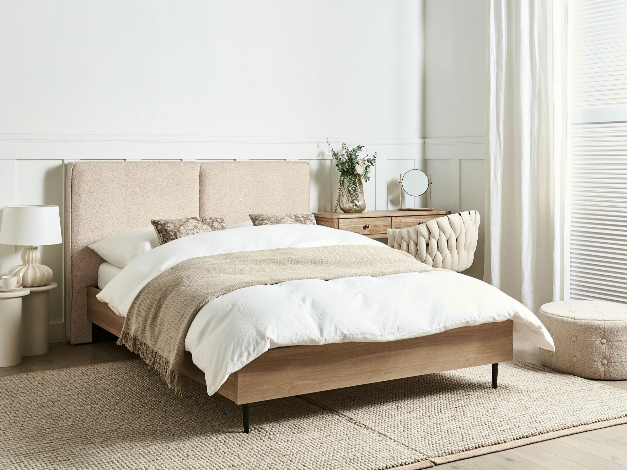Rúm Berwyn 1273 (Beige + Ljós viður)