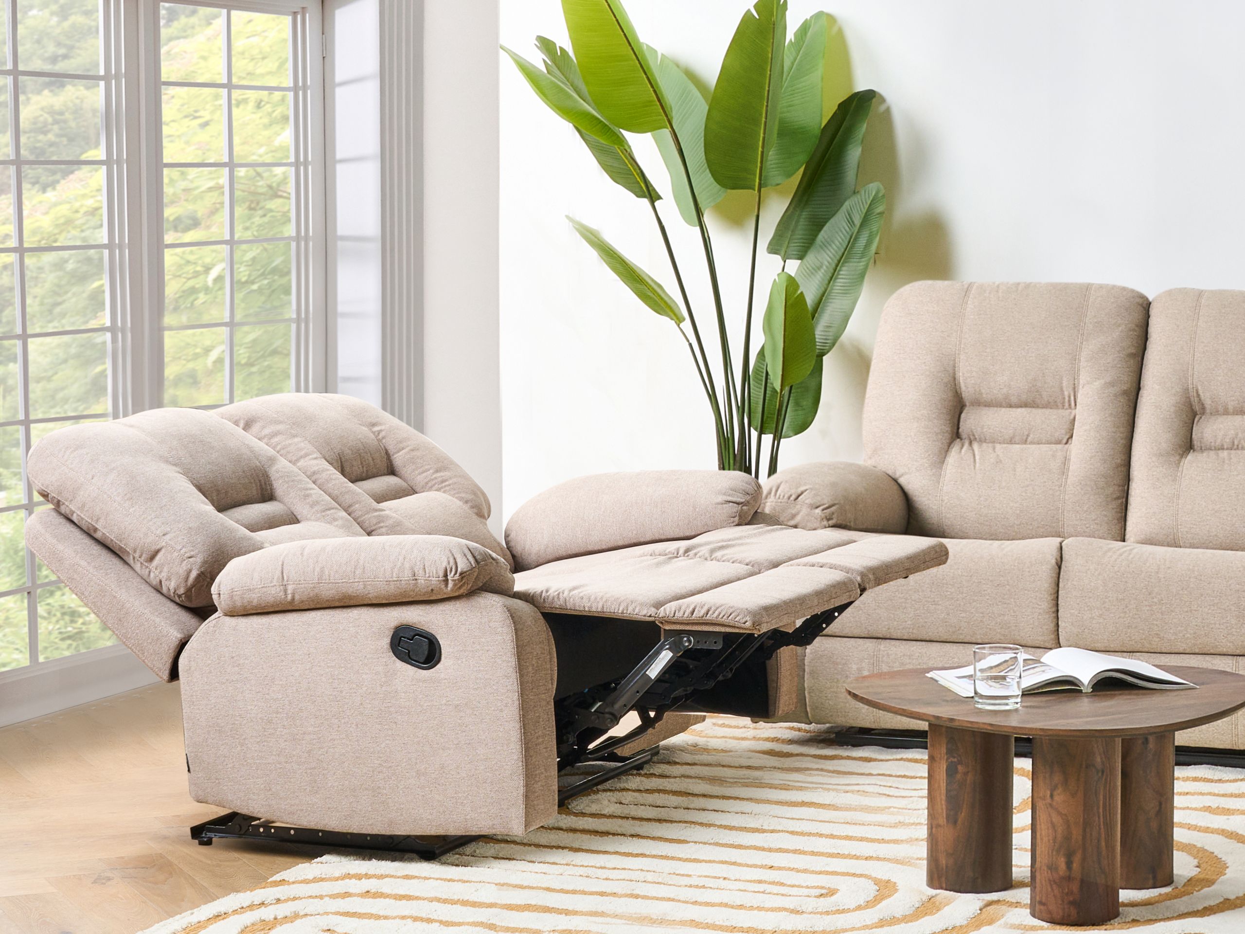 Hægindasófi Tivlira 110 (Beige)