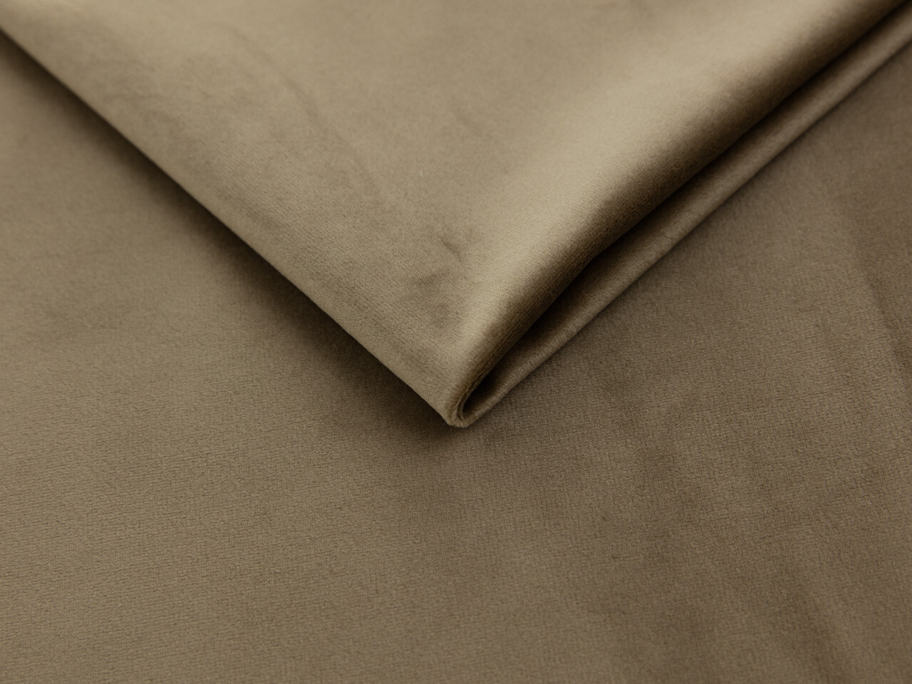 Hægindastóll Clovis 100 (Magic Velvet 2206)