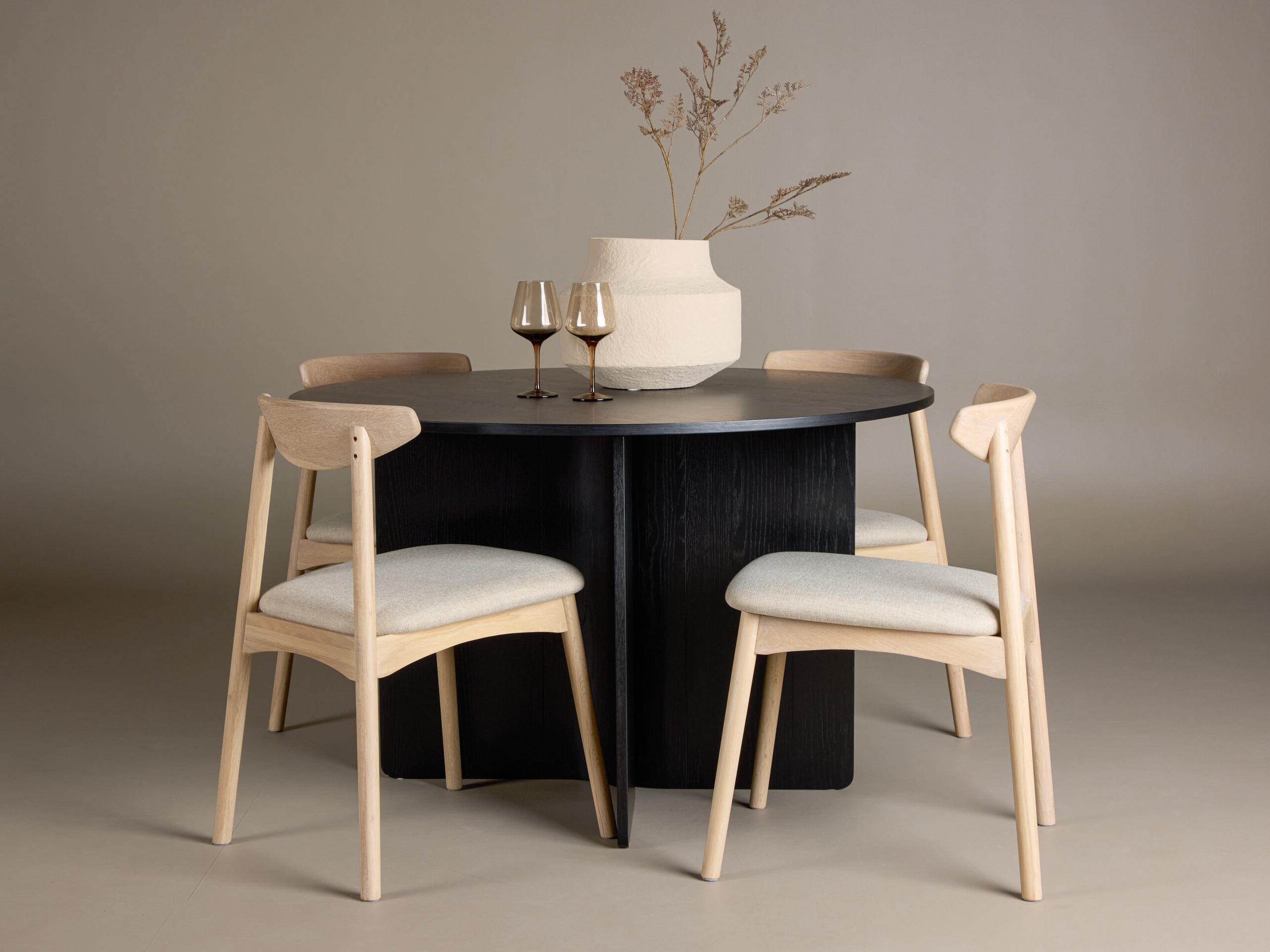 Borðstofusett Dallas 4986 (Svartur)