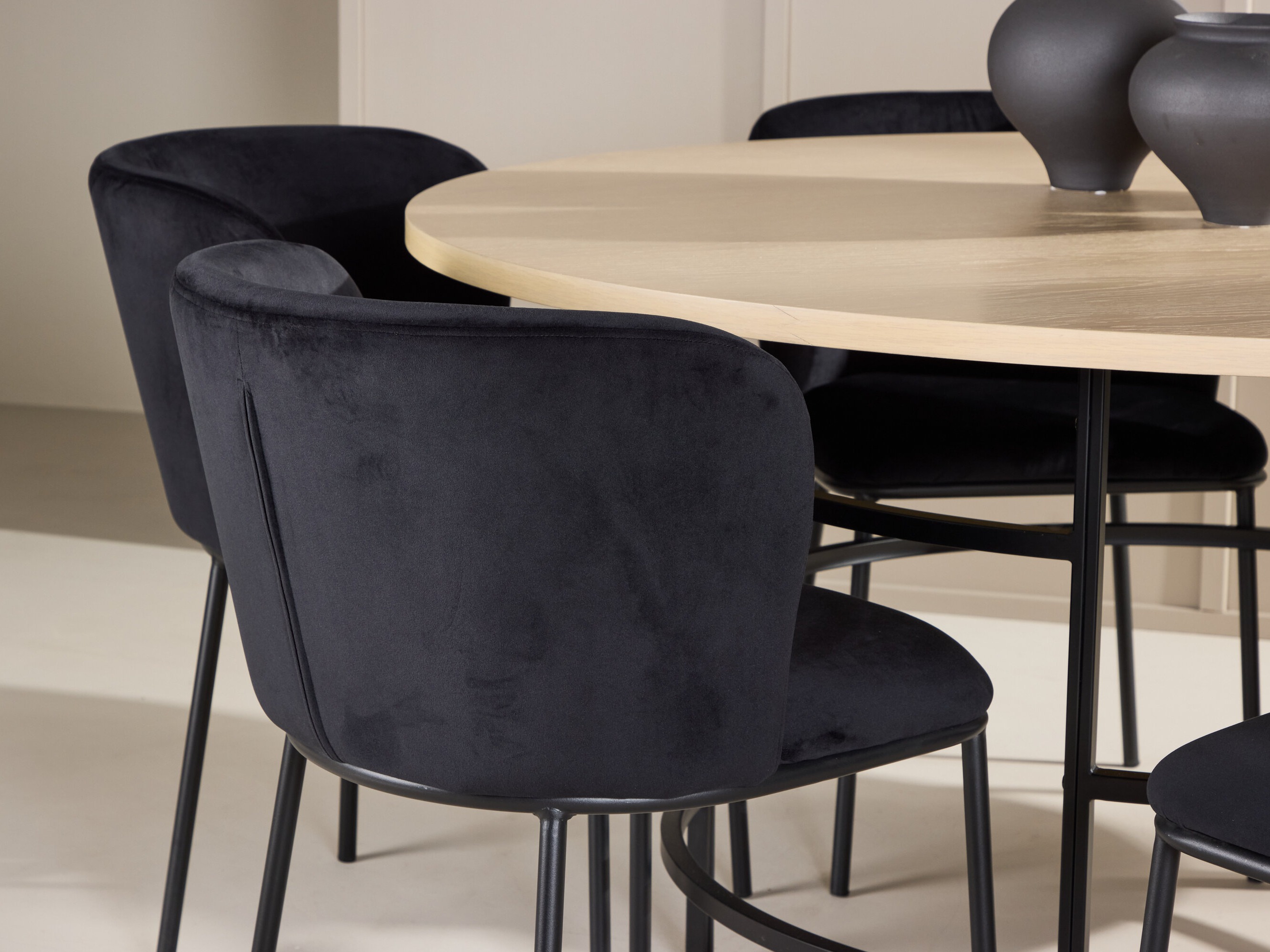 Borðstofusett Dallas 5015 (Ljósbrúnn + Svartur)