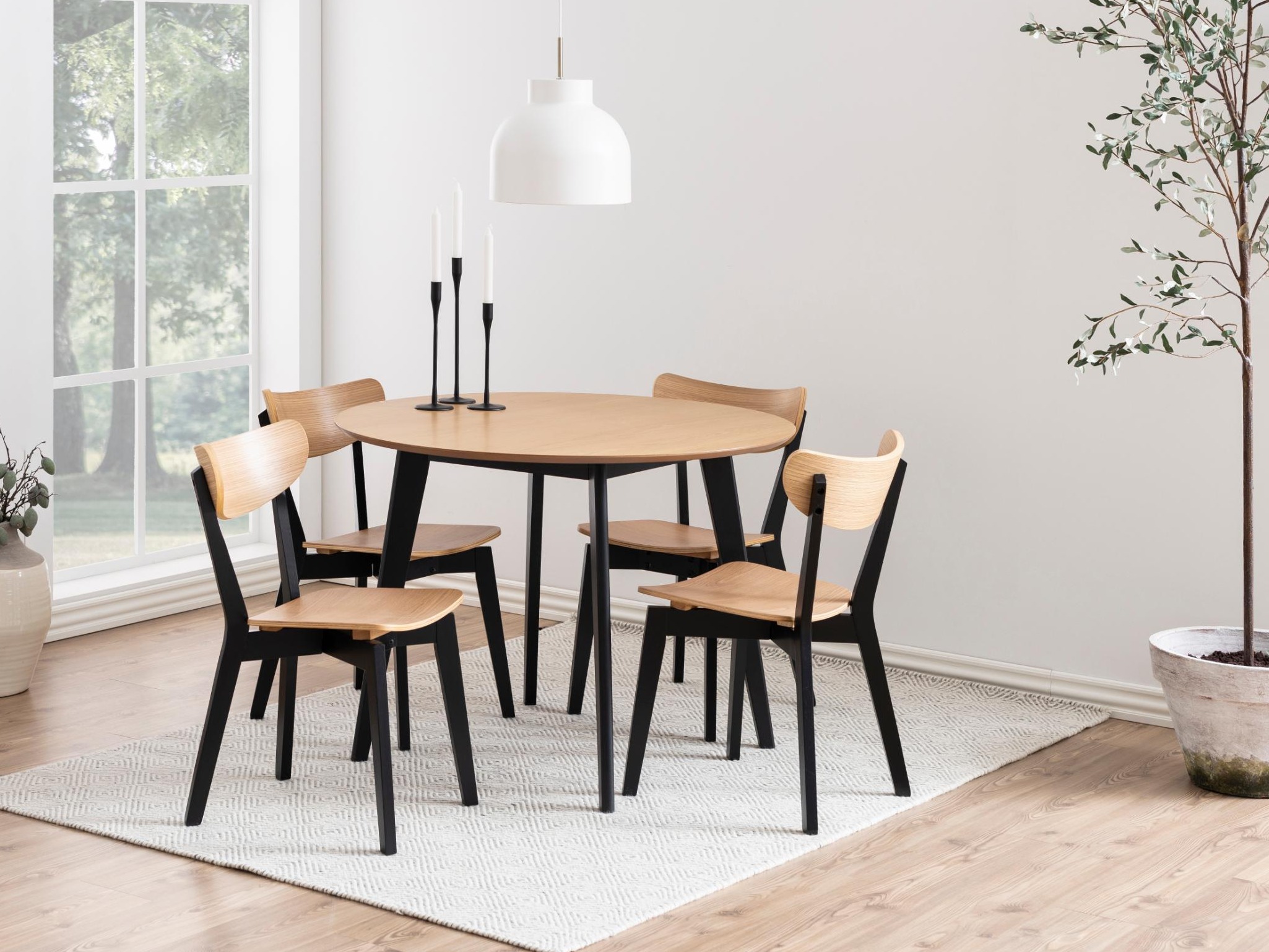 Borðstofusett Norsica 992 (Eik + Svartur)