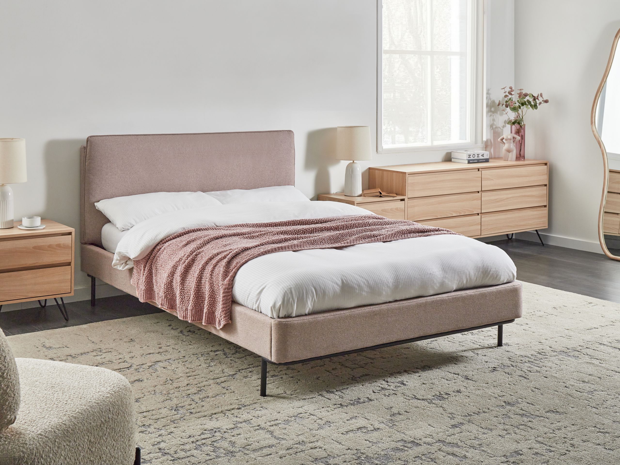 Rúm Berwyn 2377 (Taupe)