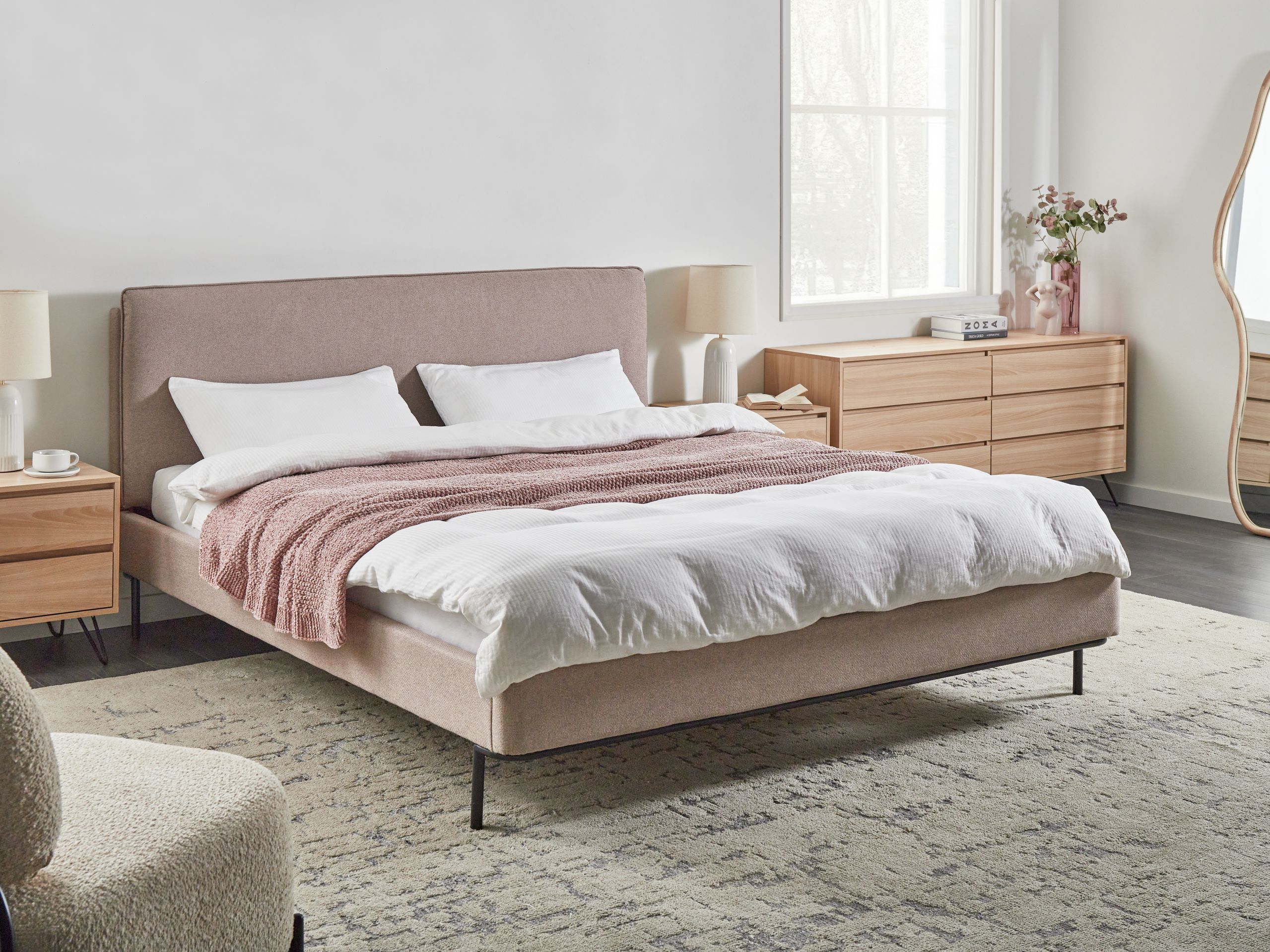Rúm Berwyn 2377 (Taupe)