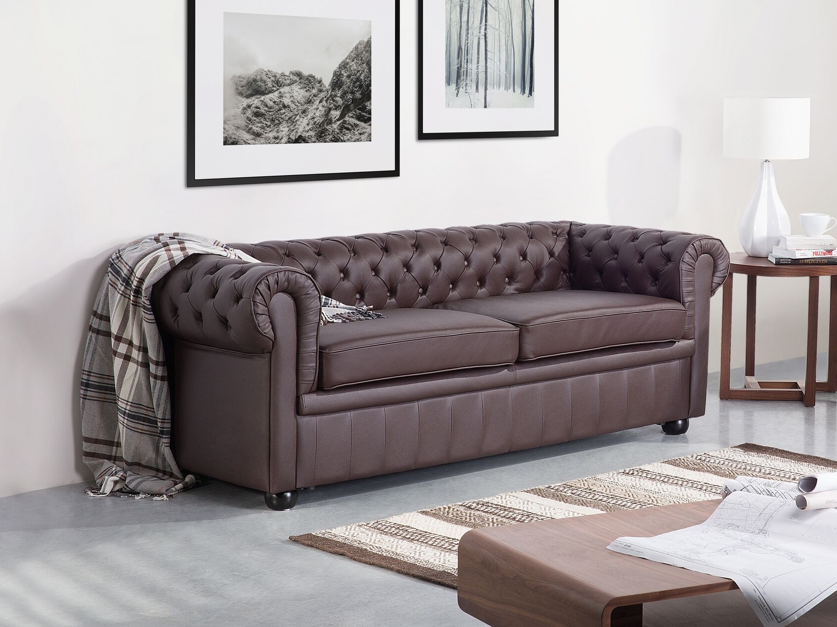 Chesterfield-sófi Berwyn 832 (Dökkbrúnn)