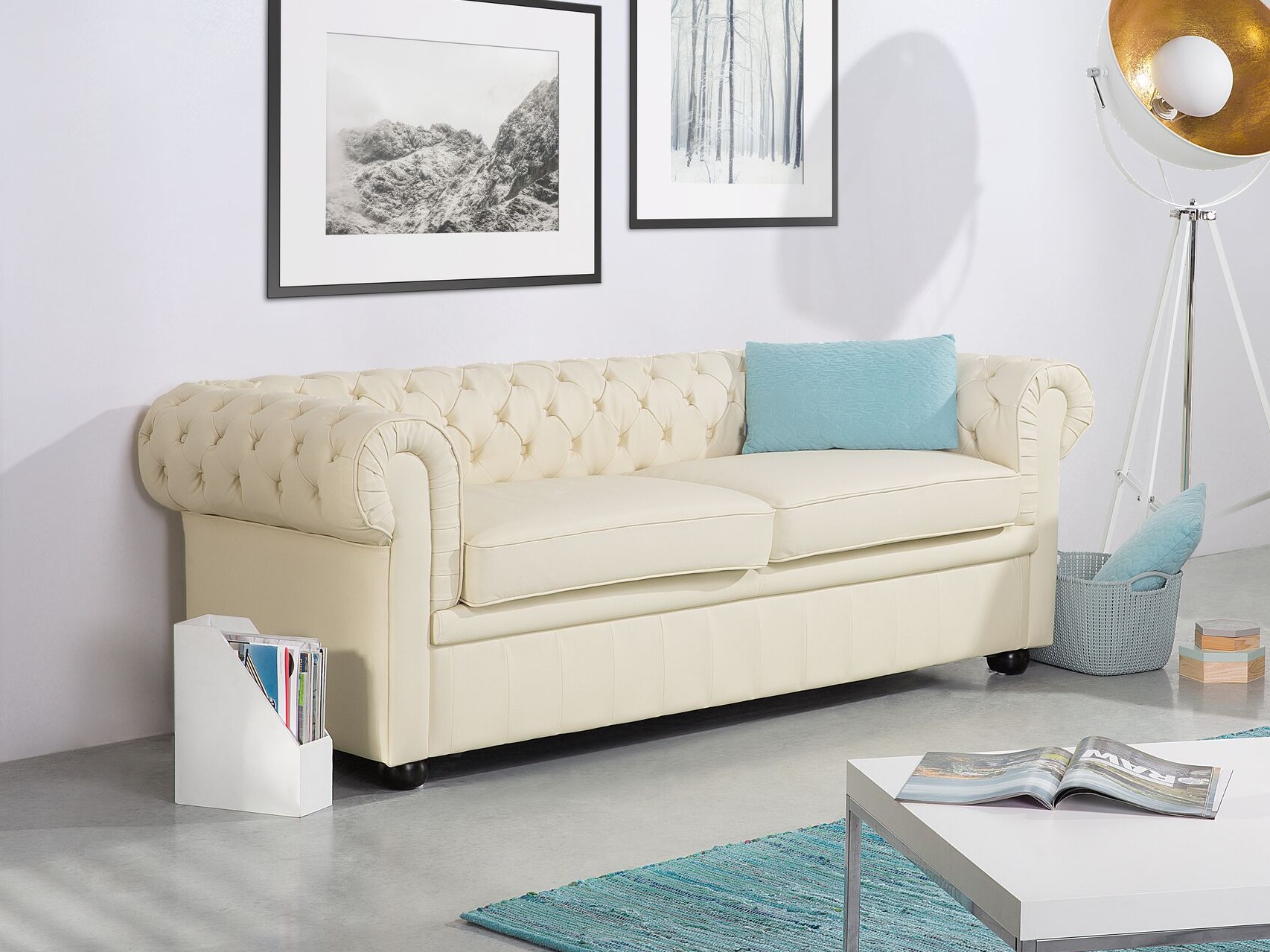 Chesterfield-sófi Berwyn 832 (Rjómalitur)