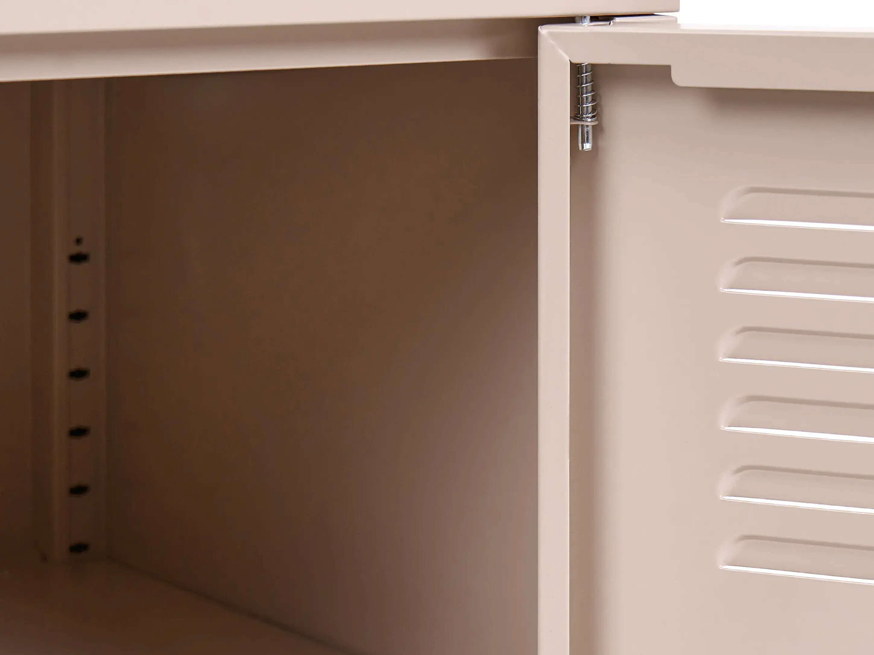 Skenkur Sovelu 106 (Beige)