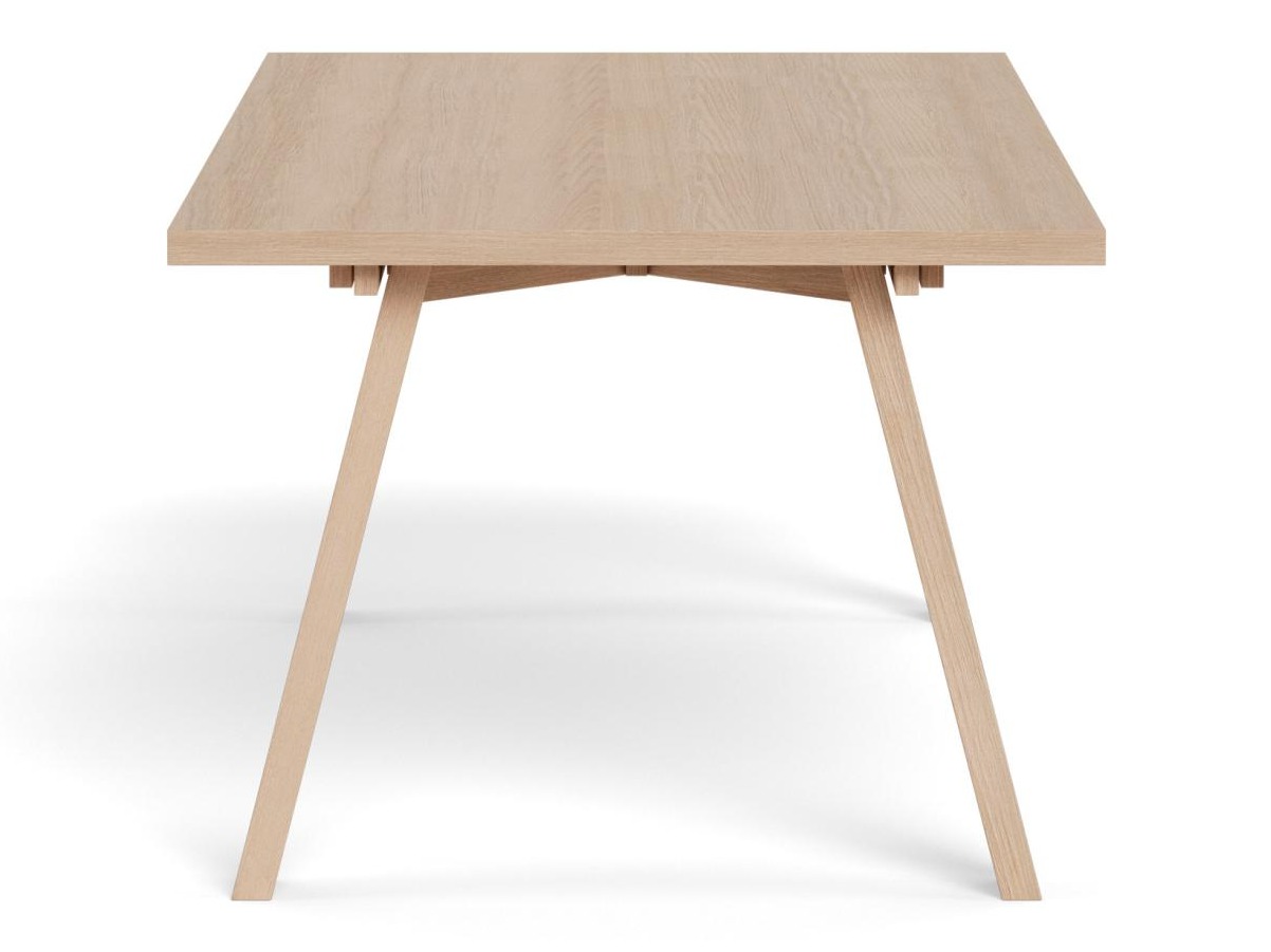 Borð Norsica Levsonu 104